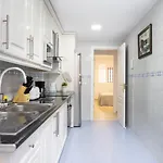 Home2book Fantastic 160m2 Terrace Flat & Bbq Daire